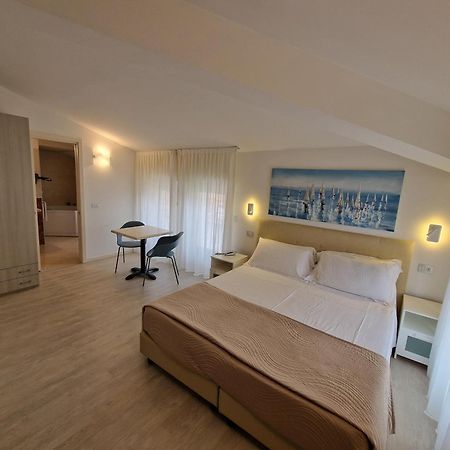 Hotel Villa Anthea Garde Extérieur photo