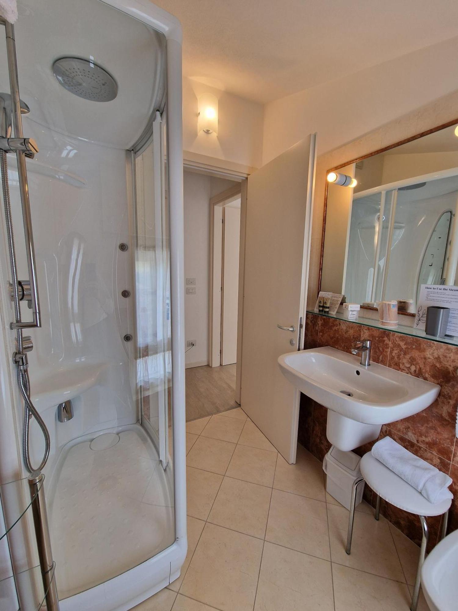 Hotel Villa Anthea Garde Extérieur photo