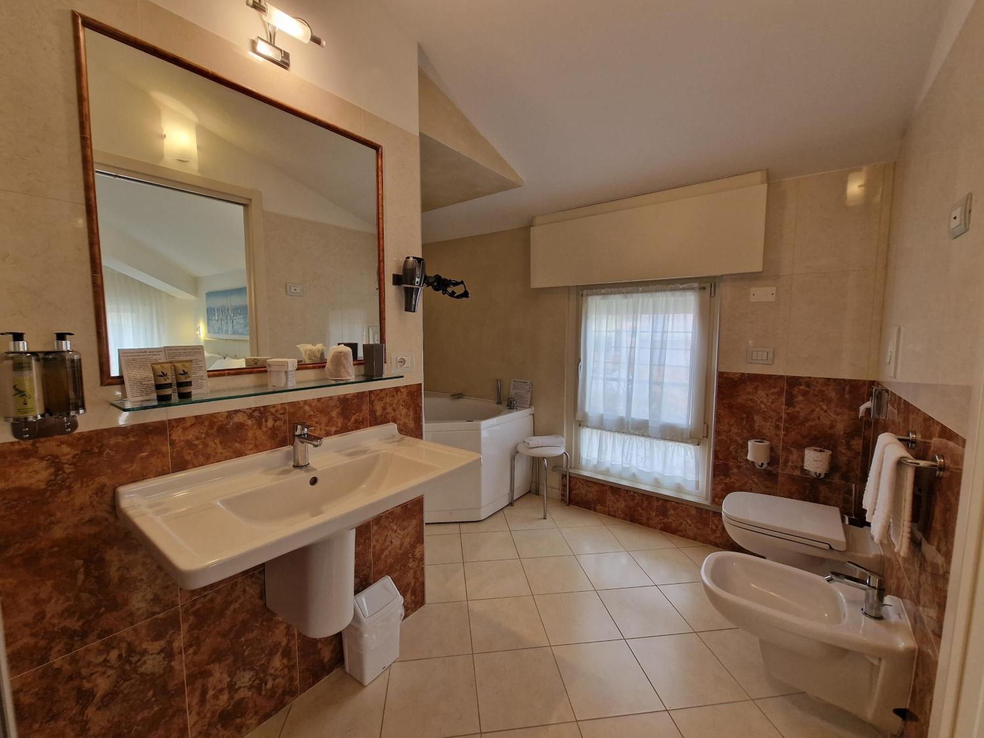 Hotel Villa Anthea Garde Extérieur photo