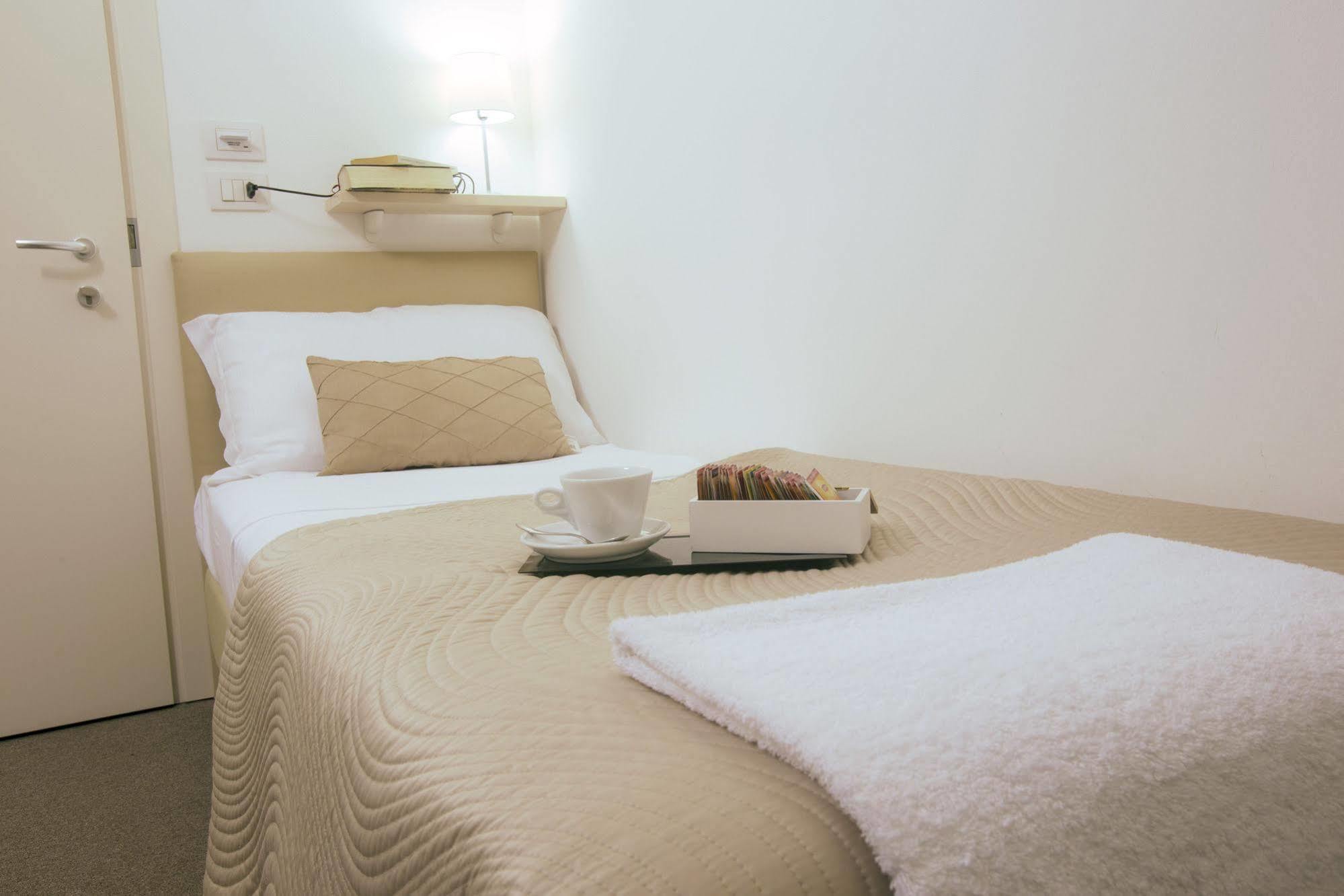 Hotel Villa Anthea Garde Extérieur photo